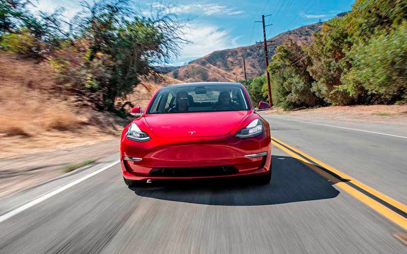 El Tesla Model 3 es el coche eléctrico más eficiente del mercado