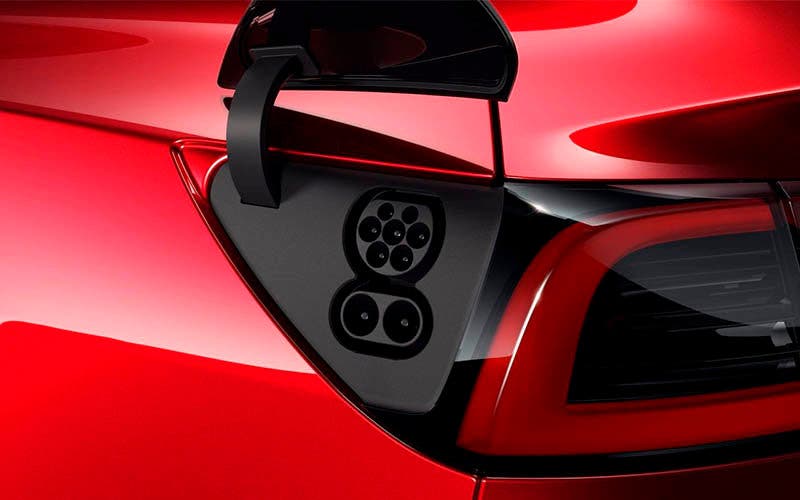 El Tesla Model 3 europeo contará con un puerto de carga CCS