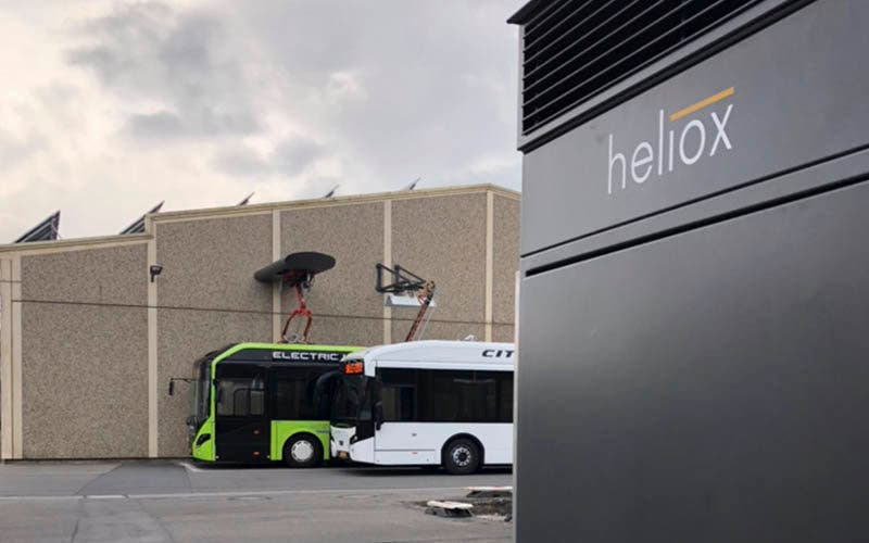 Heliox presenta una estación de carga para autobuses eléctricos bajo los dos estándares del mercado, OppCharge y Bus-up