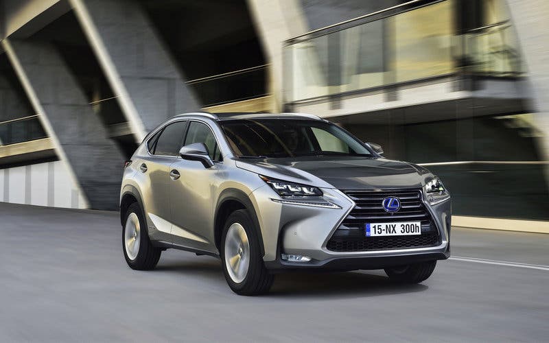 Lexus-NX-300h-25-1
