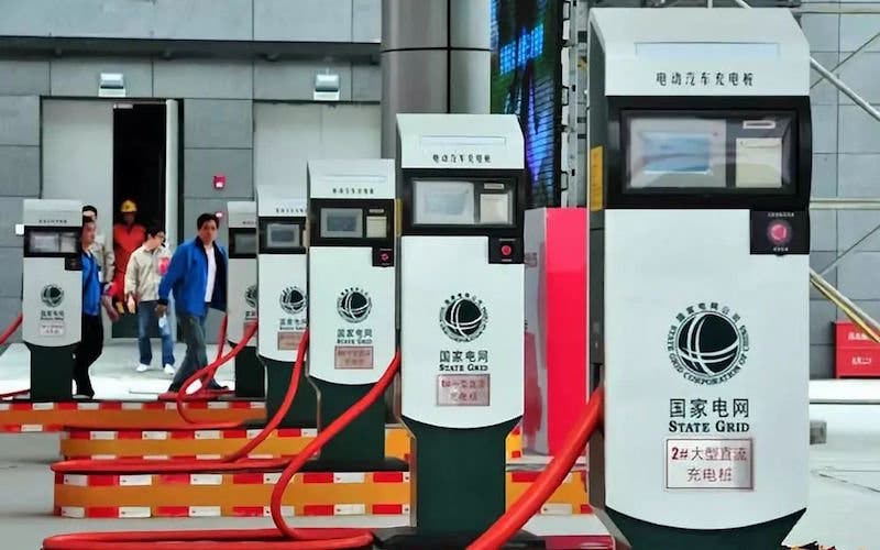 china-puntos-recarga-infraestructura