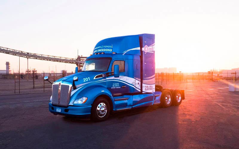 Kenworth T680 eléctrico alimentado por pila de combustible de hidrógeno