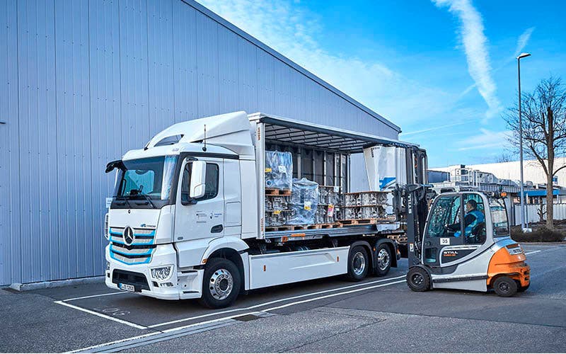 eActros rígido de 25 toneladas que se utilizará en la primera fase del proyecto piloto