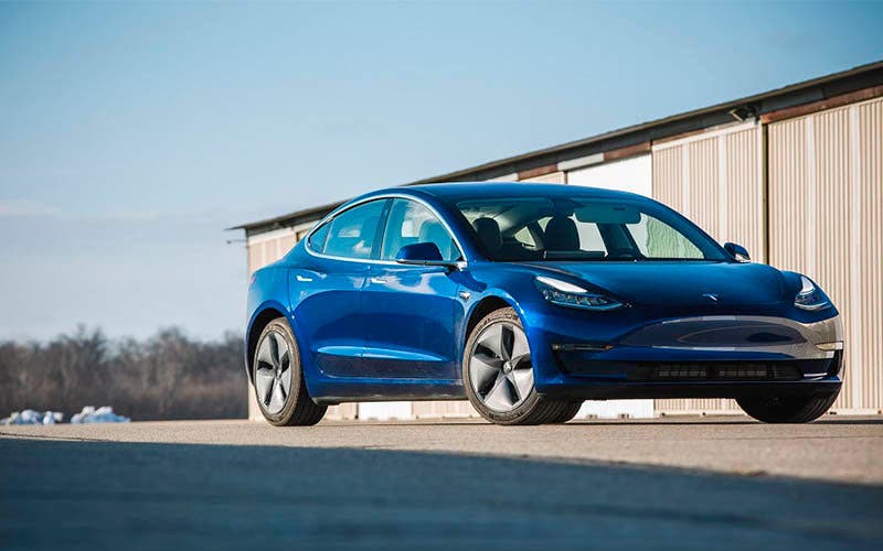 El Tesla Model 3 se está convirtiendo en una dura competencia para los fabricantes premium alemanes