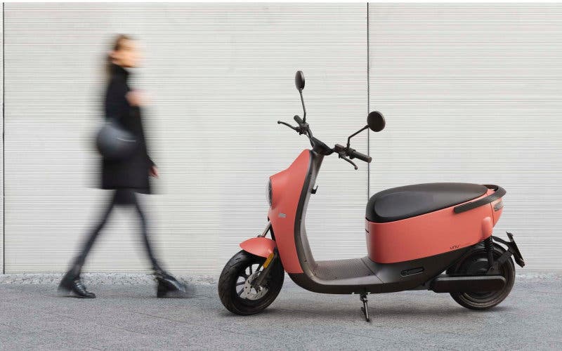 Unu presenta la segunda generación de su scooter eléctrico