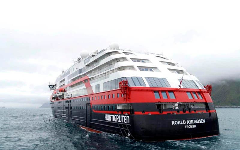Crucero híbrido enchufable Roald Amundsen