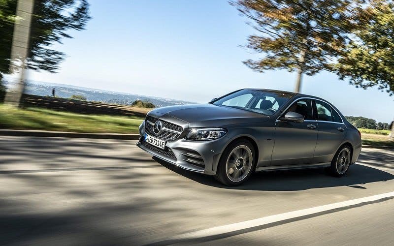 mercedes-benz-clase-c-300e-berlina