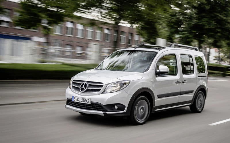 mercedes-ecitan