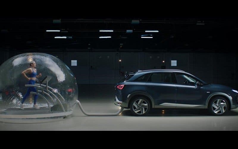 mireia-belmonte-hyundai-nexo