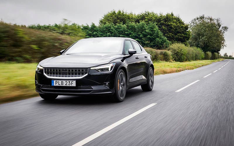 El Polestar 2 viaja por todo el mundo buscando su goden ride