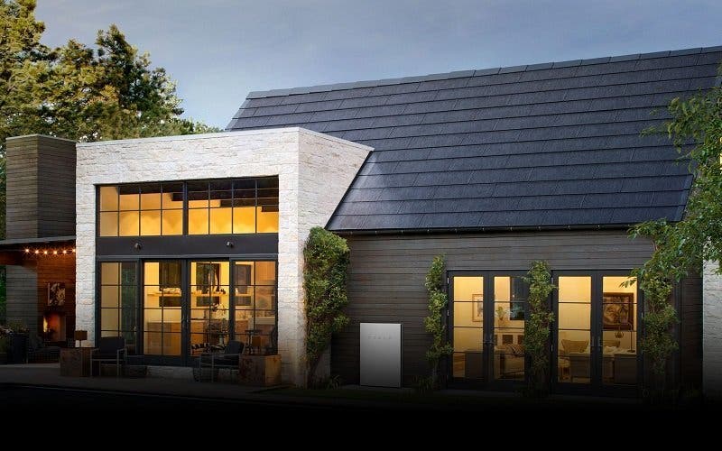Tesla-solarglass-power-roof-v3