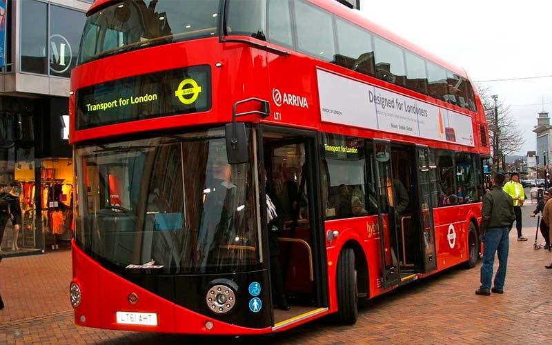 Los autobuses eléctricos de Londres emitirán un sonido a baja velocidad