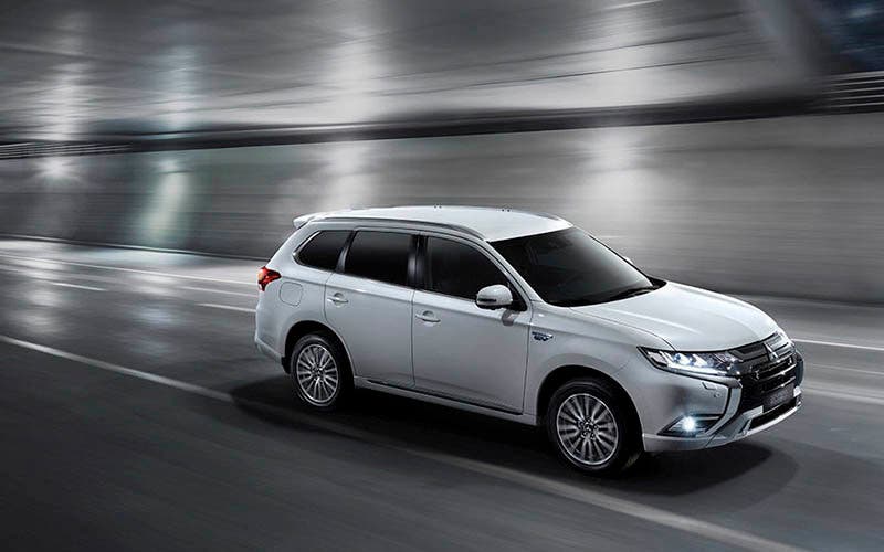 Mitsubishi sustituirá el Outlander PHEV en 2020