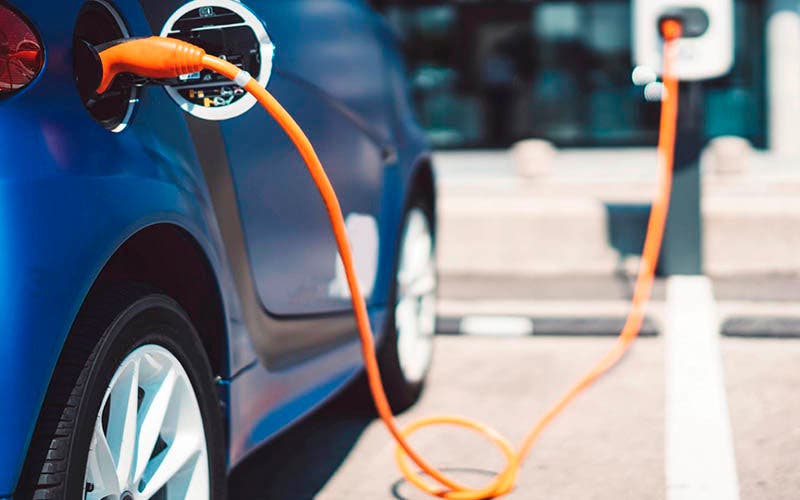 Cuatro tecnologias y estrategias de electrificacion