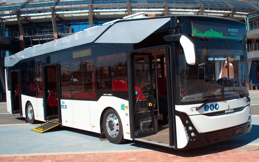 MAZ 303E10 autobus eectrico bielorruso de 12 metros