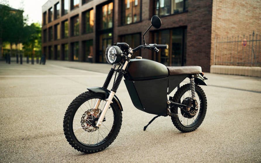 Black Tea Moped conceptual.