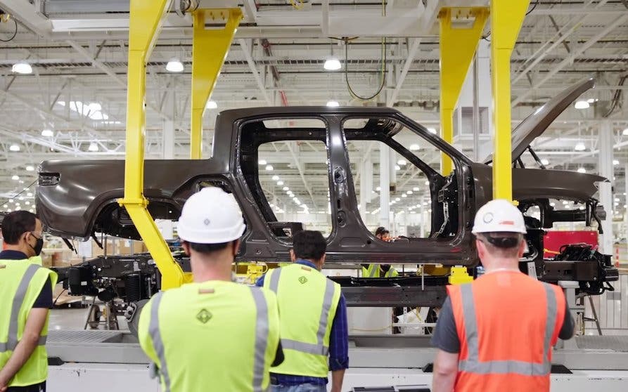 rivian-r1t-produccion-primeras-unidades