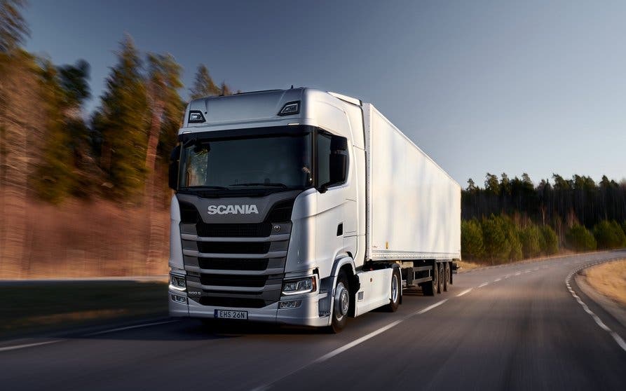 Scania 500 S 4x2 Highline General Cargo Transport

