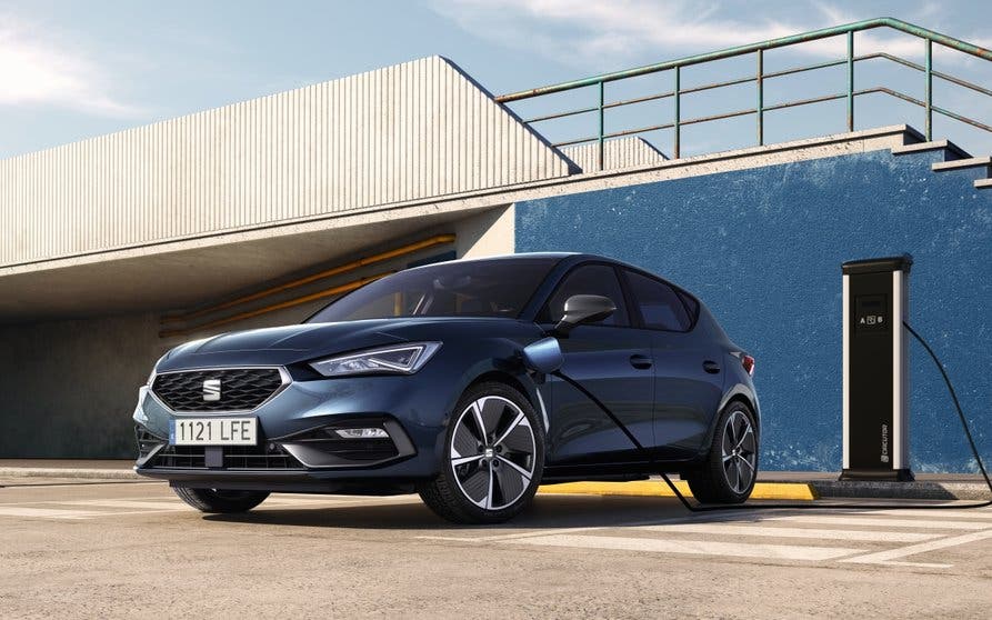SEAT-Leon-e-HYBRID-portada