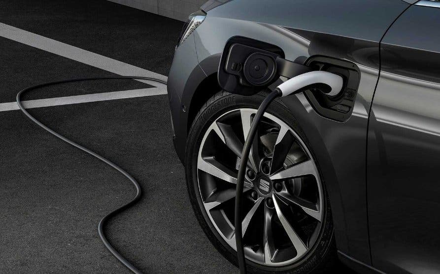 seat-leon-ehybrid