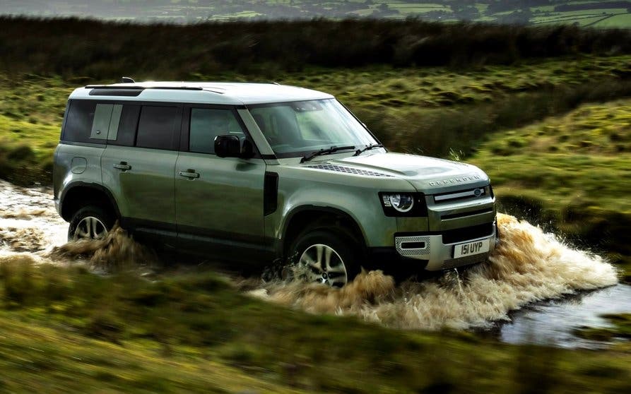 Land Rove Defender P400e