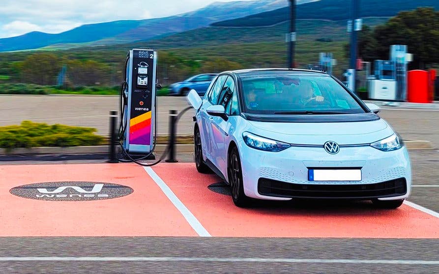 Punto de carga de coches eléctricos.