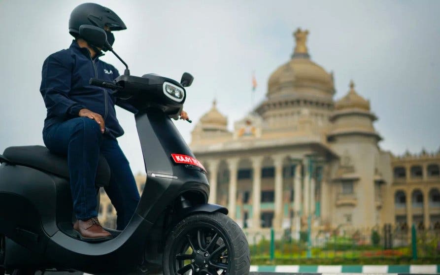 El scooter eléctrico de Ola es todo un éxito.