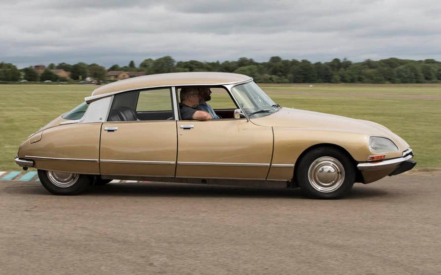Citroën DS electromod Electrogenic