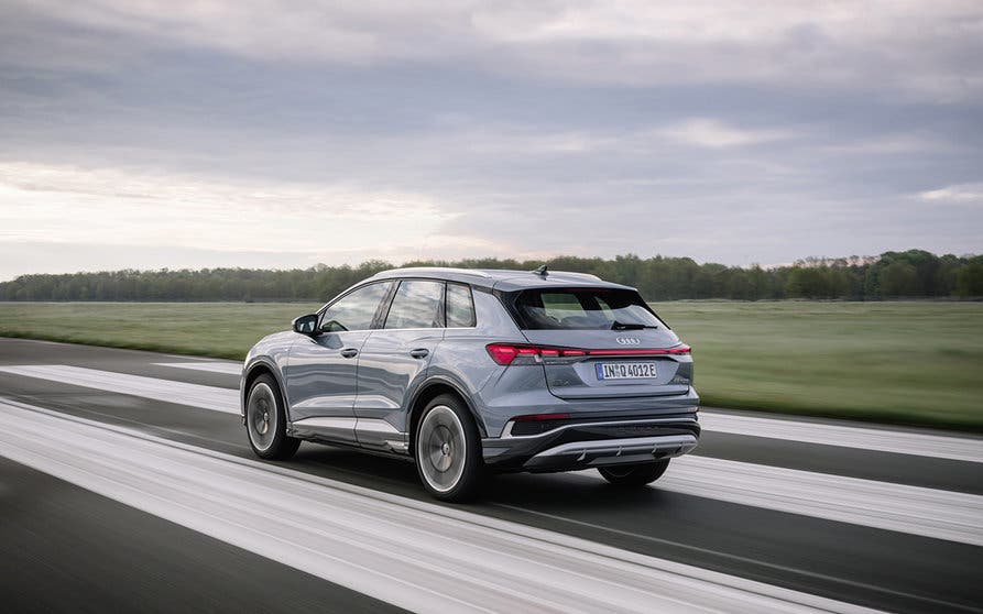 audi-q4-45-etron-quattro