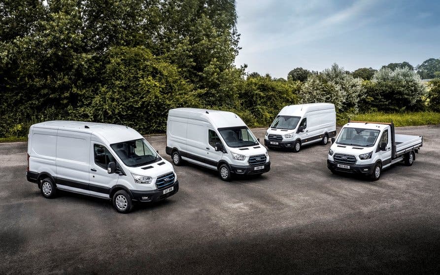 Ford E-Transit versiones