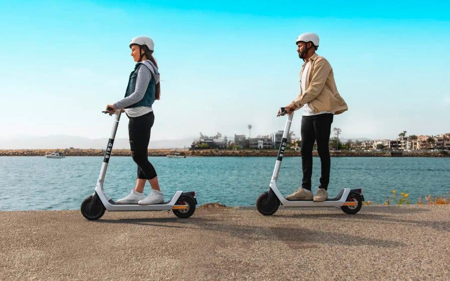 ¿A qué multas me arriesgo si mi patinete eléctrici no es legal?