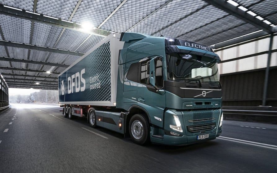 volvo-trucks-mayor-pedido-dfds_portada