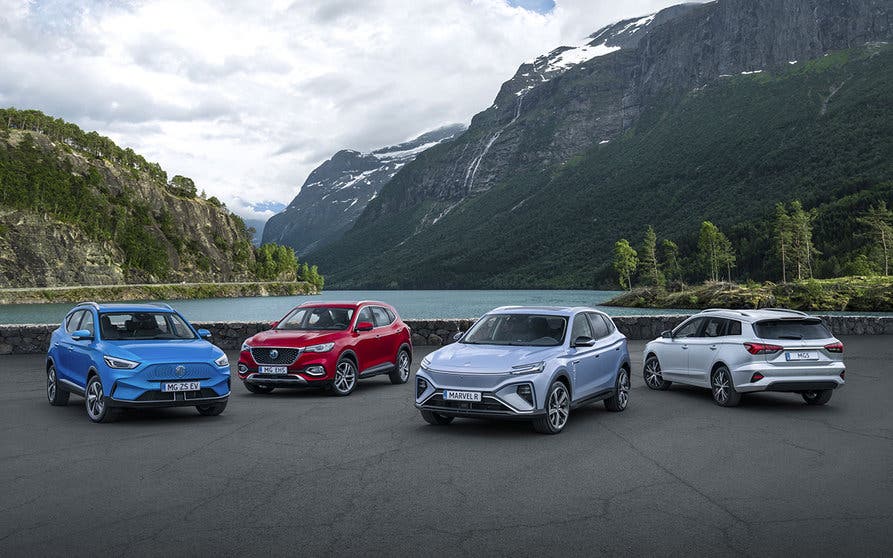 MG Range Photography with ZS EV MCE, MG5, MARVEL R, EHS PHEV