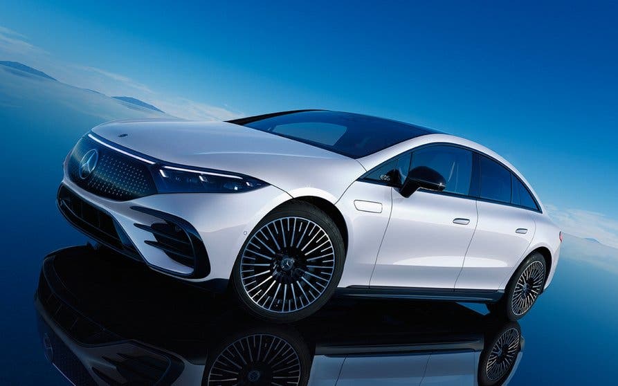 Mercedes-Benz EQS eléctrico.