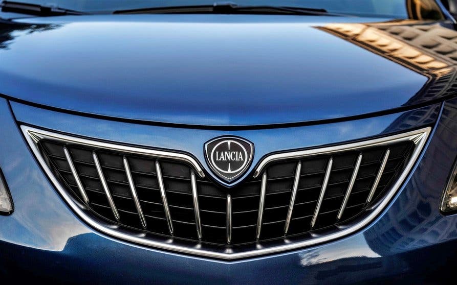 Lancia Ypsilon.