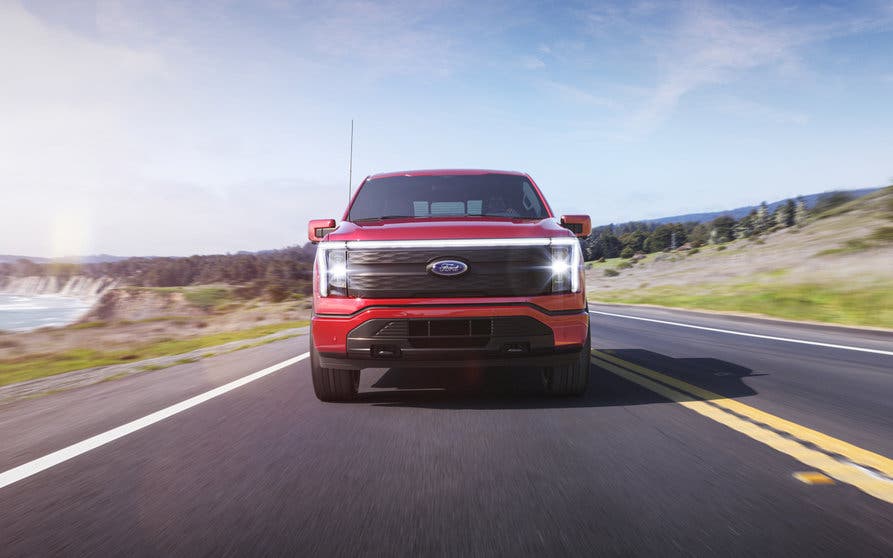 Ford F-150 Lightning.