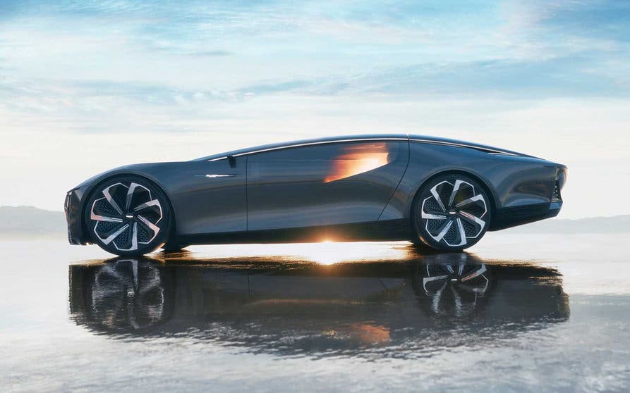 El Cadillac InnerSpace Concept presenta unas líneas realmente futuristas
