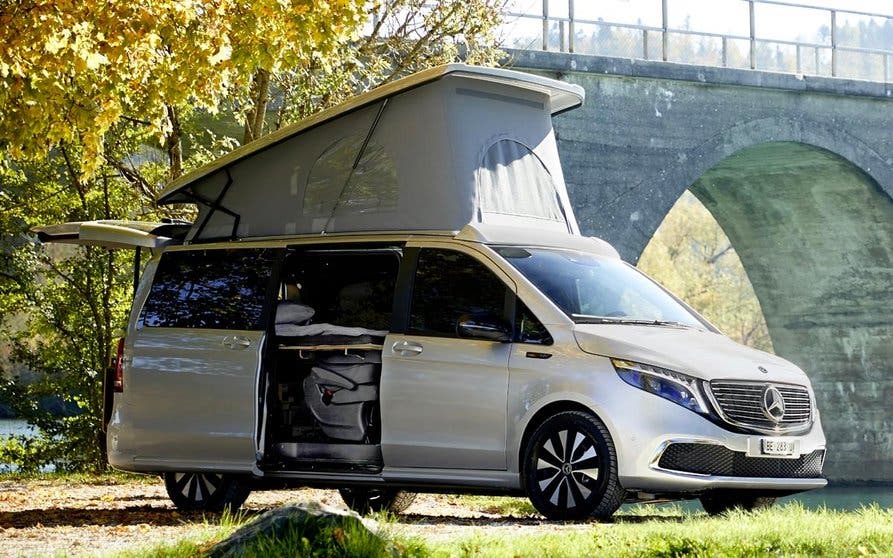 Así es la EQV eléctrica camperizada.