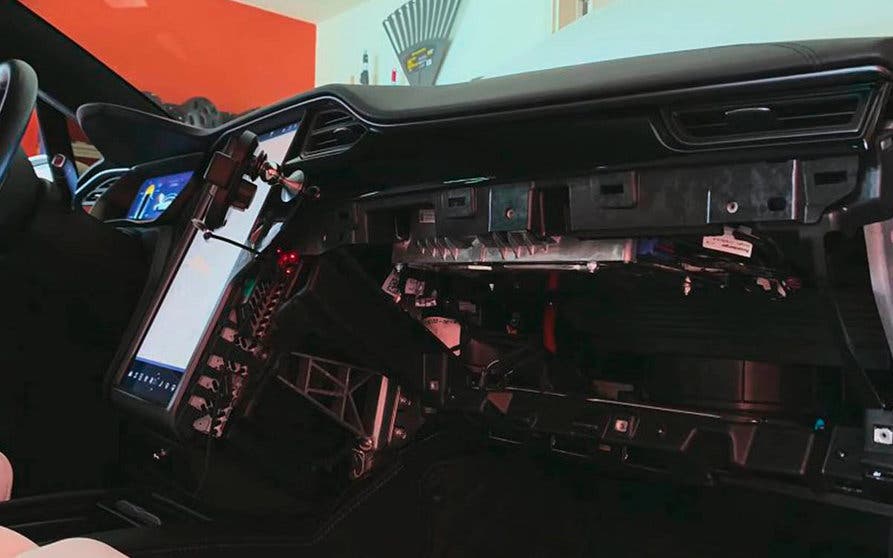 Computadora software hardware tesla-portada2
