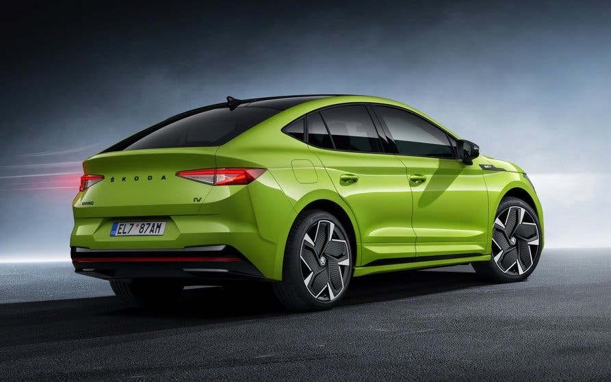 skoda-enyaq-iv-coupe-2022_04