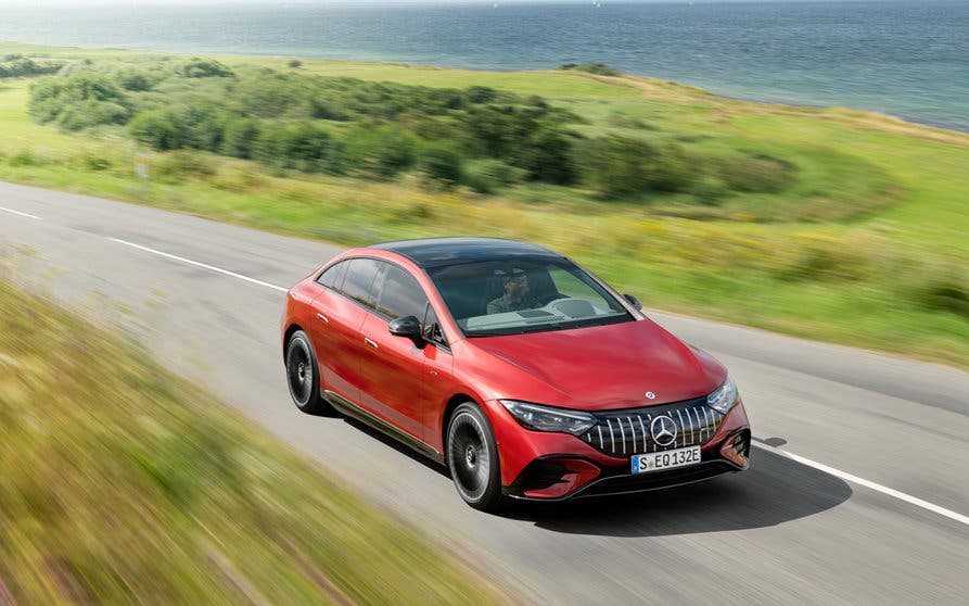 Mercedes-AMG EQE 43 4MATIC.