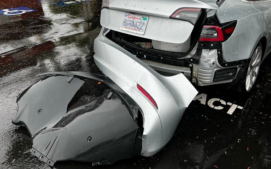 Paragolpes Tesla model 3