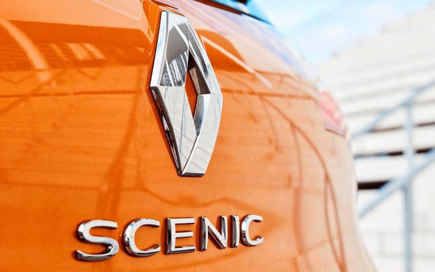 Renault Scenic E-Tech SUV electrico-portada