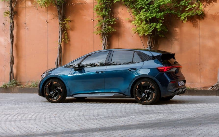 cupra-born-eBoost_portada