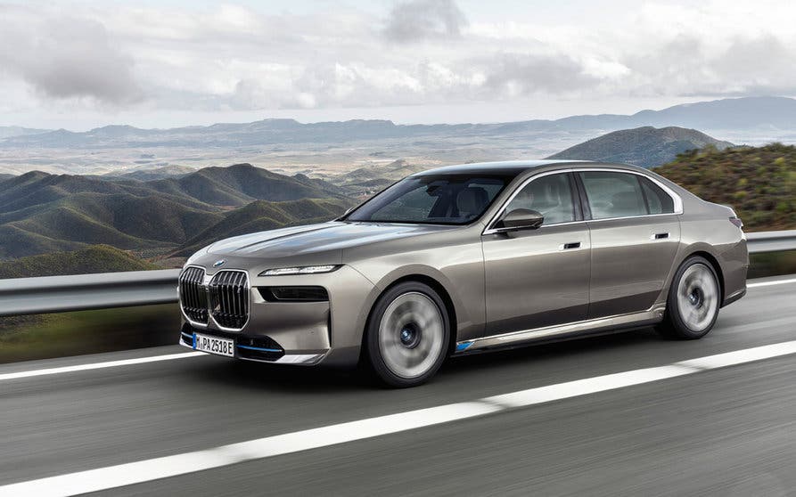 El BMW i7 se presenta como el buque insignia tecnológico de BMW.