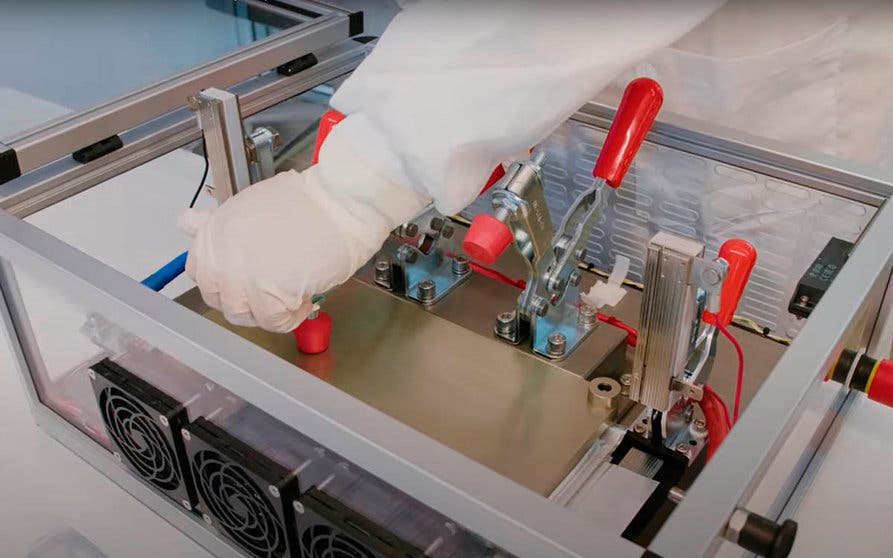 Demotracion StoreDot celdas 100in5 baterias coches electricos-portada