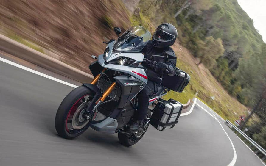 motocicleta electrica energica experia trail viajes largos-portada