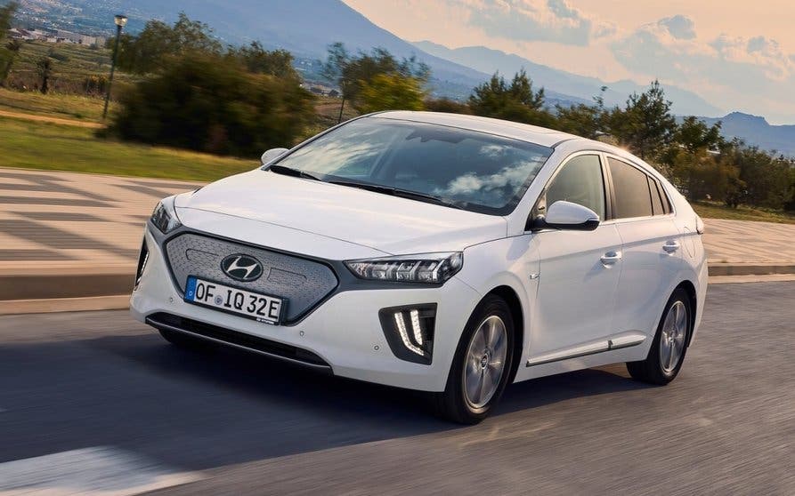 hyundai-ioniq-2020_01