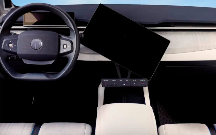 Pantalla Revolve fisker ocean suv electrico-portada