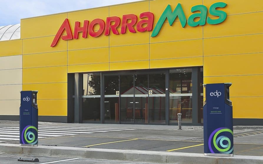 cargadores-coches-electricos-ahorramas